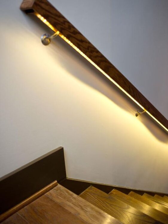 STAIRS-accent LED handrail lighting-01.jpg