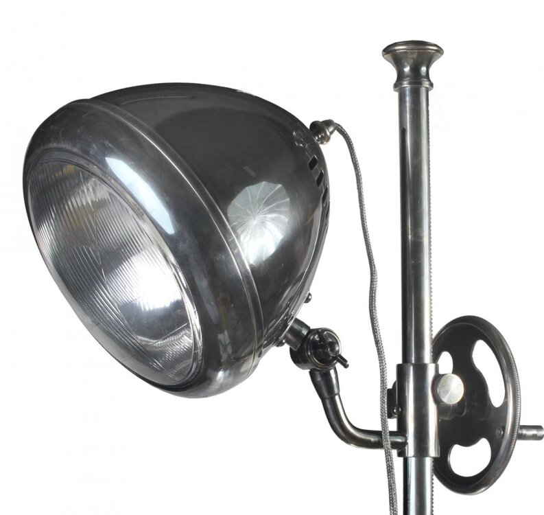 lampy, nowoczesne, srebrny, detale lamp, dok&#322;adne wykonanie (2).jpg