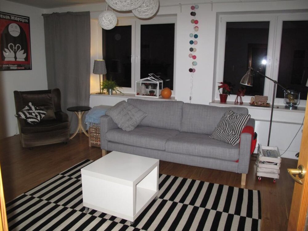 sofa 1.jpg